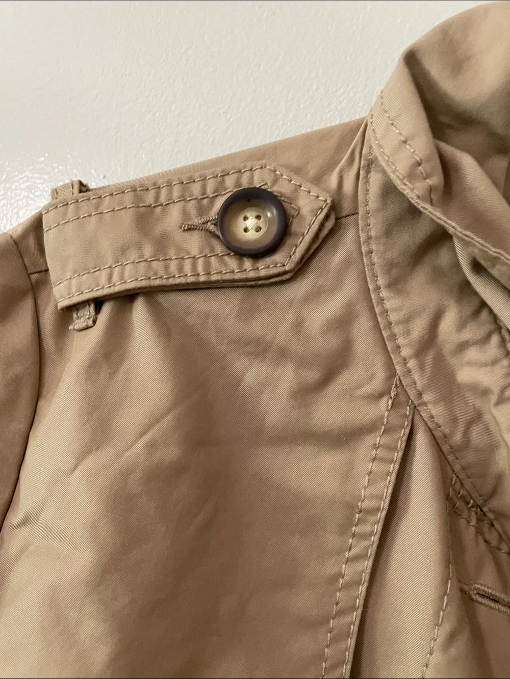 GAP Lightweight Beige-khaki Trench Coat